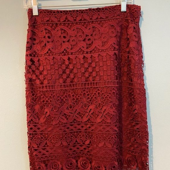 Burgundy lace Loft skirt-- EUC! - Picture 1 of 6